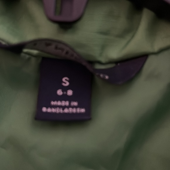 Lands End Womens green lightweight raincoat. NWOT Size S 6/8 - Picture 8 of 10